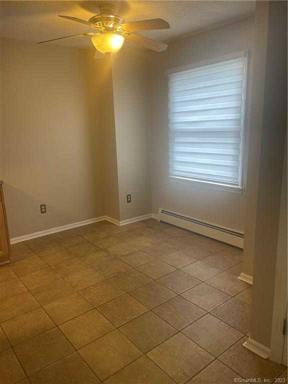 11 Cranberry Hollow Enfield CT 06082