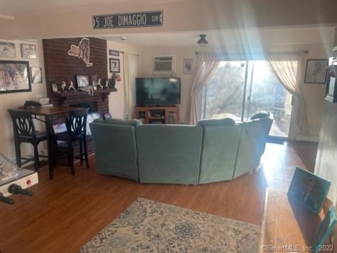 11 Shawnee Road Trumbull CT 06611