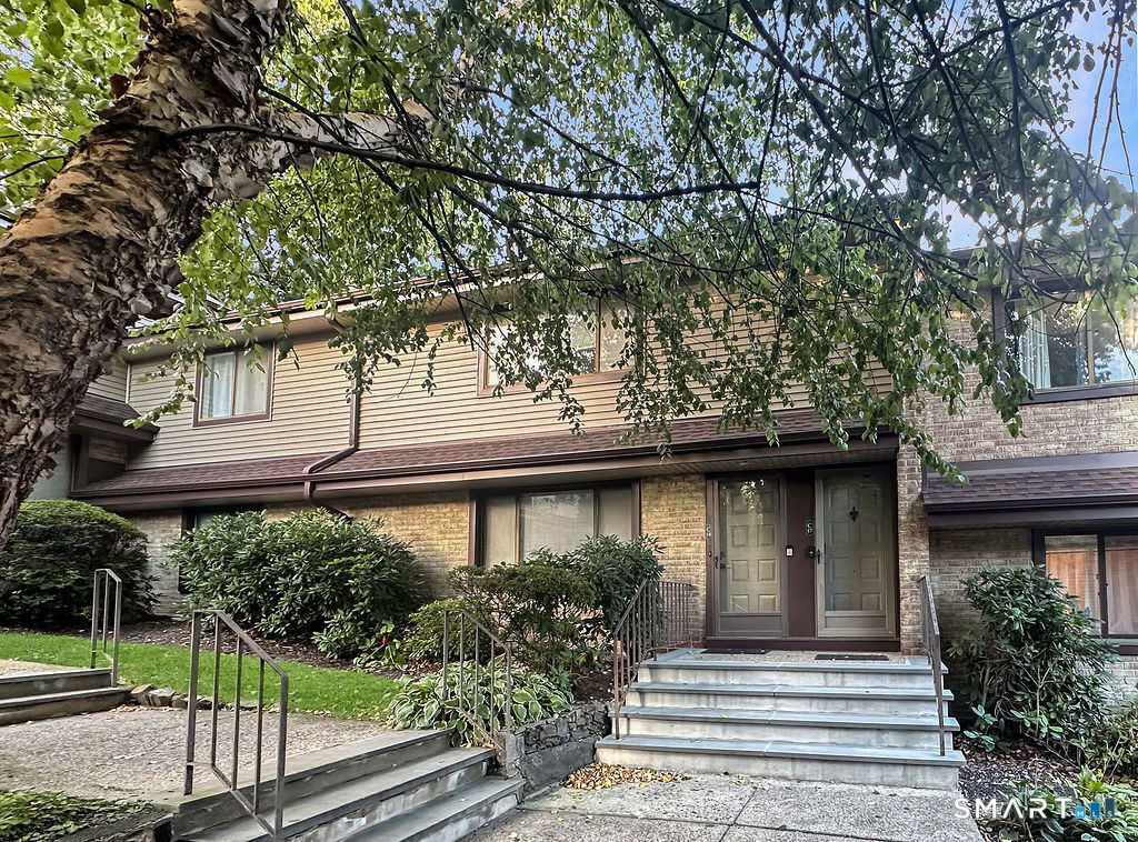 2437 Bedford Street Stamford CT 06905