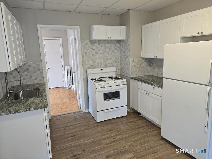 11 Clifton Avenue Waterbury CT 06710
