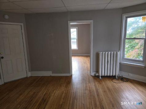 11 Clifton Avenue Waterbury CT 06710