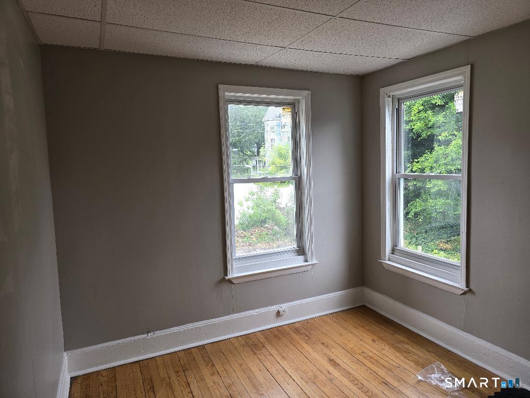 11 Clifton Avenue Waterbury CT 06710