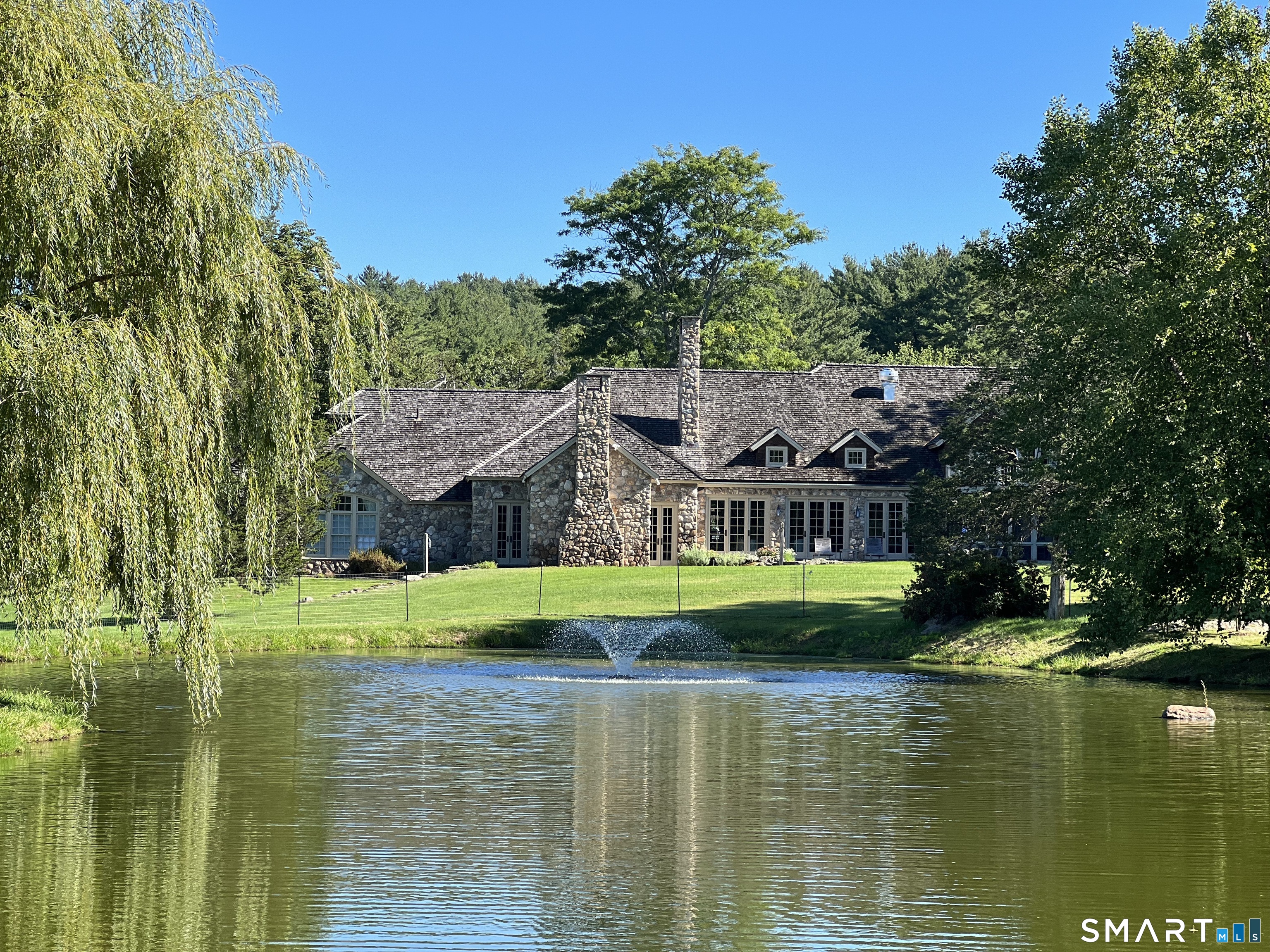 Avon CT, 55 Bishop Lane