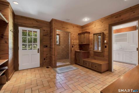 55 Bishop Lane Avon CT 06001