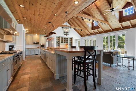 55 Bishop Lane Avon CT 06001