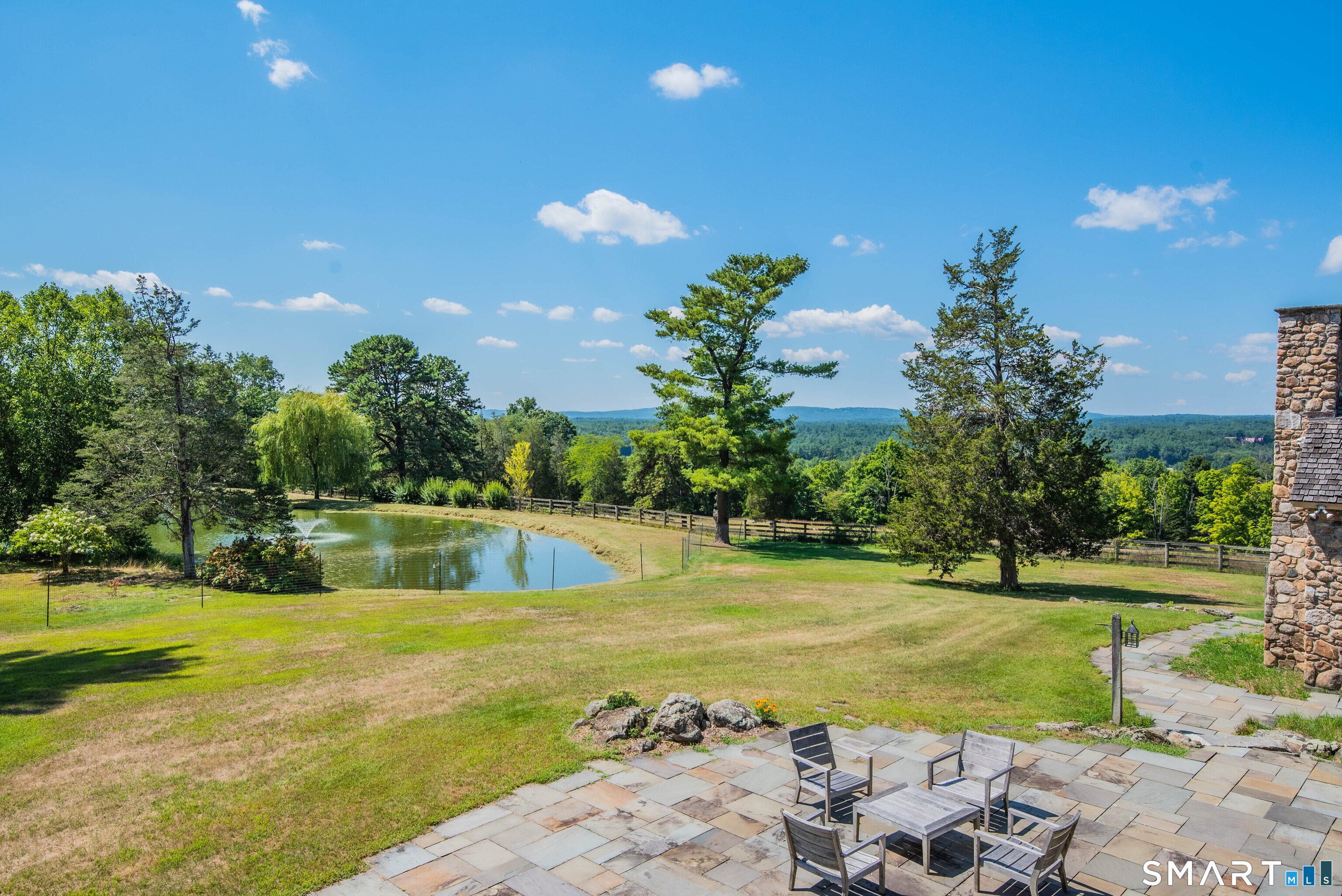 55 Bishop Lane Avon CT 06001