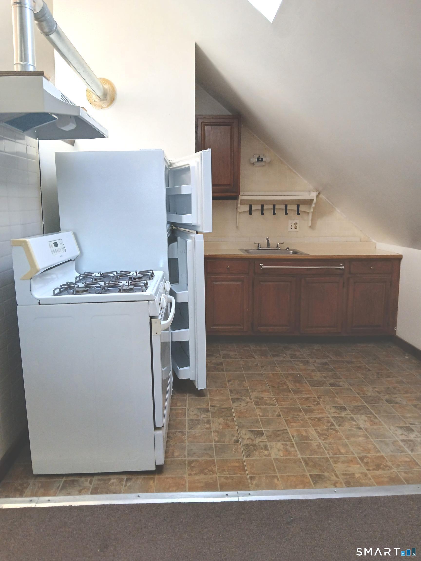198 Meriden Road Waterbury CT 06705