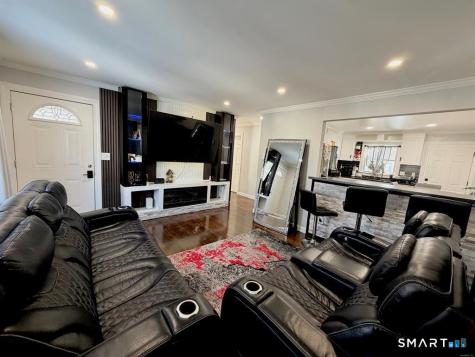 22 Irving Place Danbury CT 06810