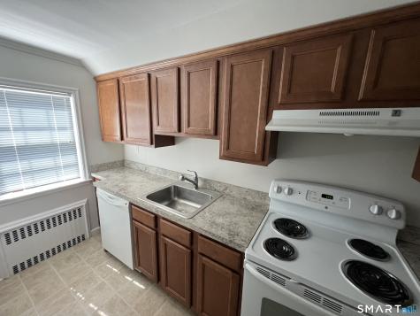 2 High Street Farmington CT 06032