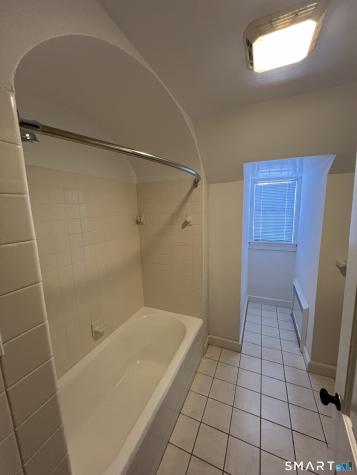 2 High Street Farmington CT 06032