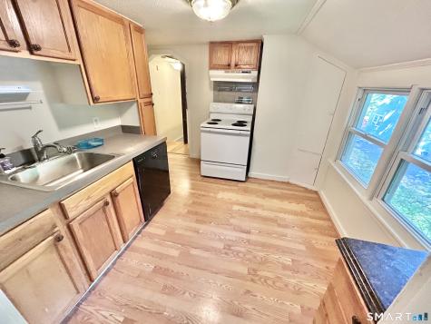 241 Cottage Street Monroe CT 06468