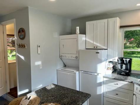 424 Pequot Avenue Groton CT 06355