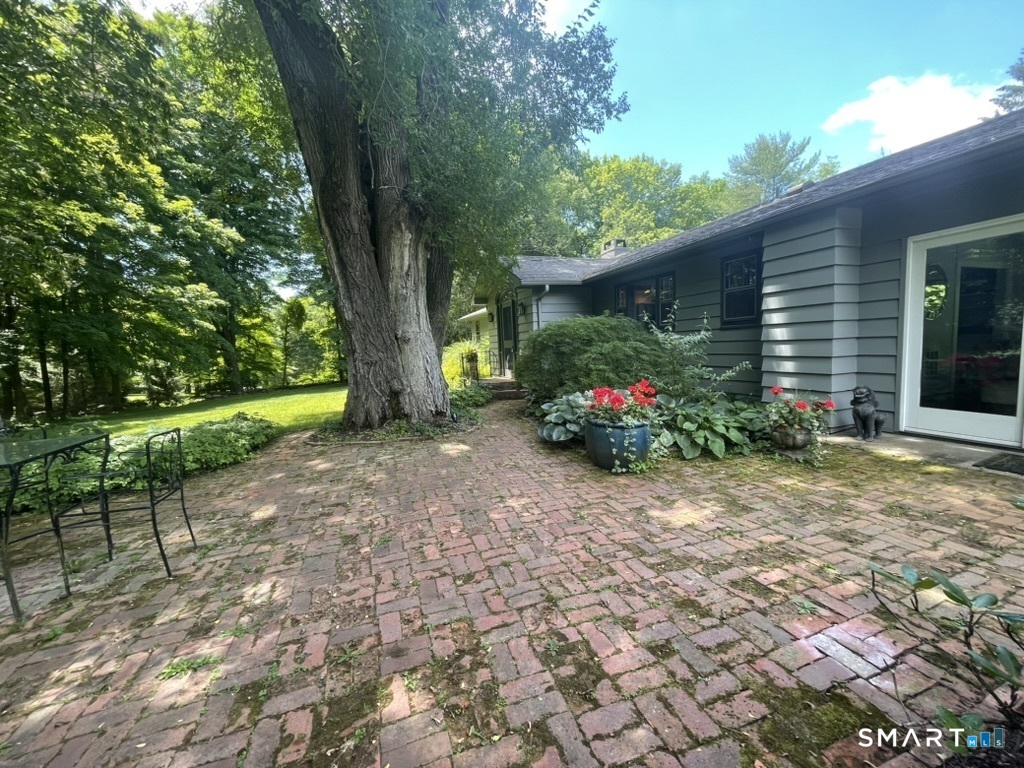 61 Bear Hill Road New Milford CT 06776