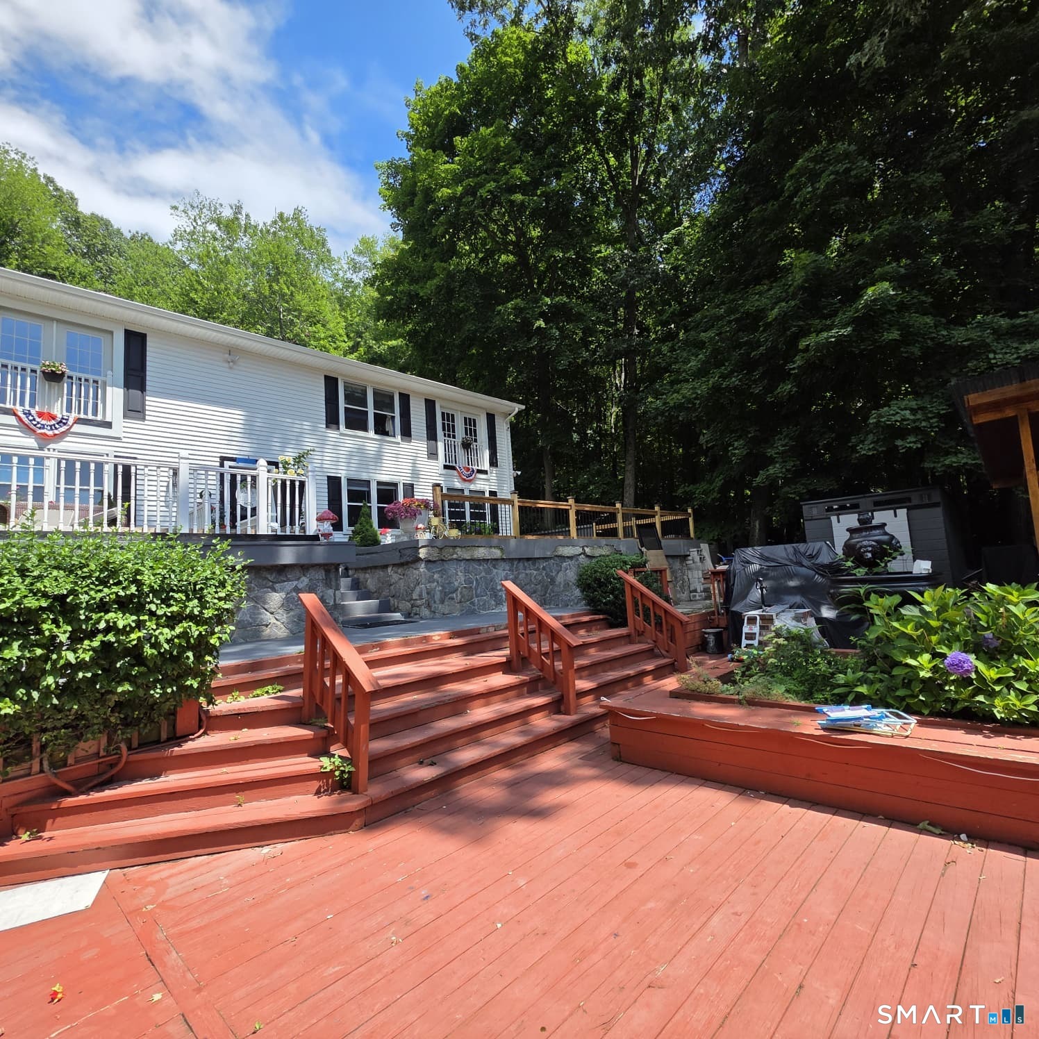 112 Woodbine Street Naugatuck CT 06770