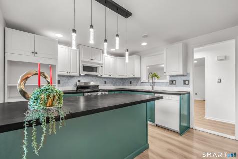 112 Woodbine Street Naugatuck CT 06770