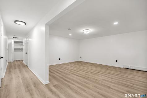 112 Woodbine Street Naugatuck CT 06770