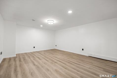112 Woodbine Street Naugatuck CT 06770