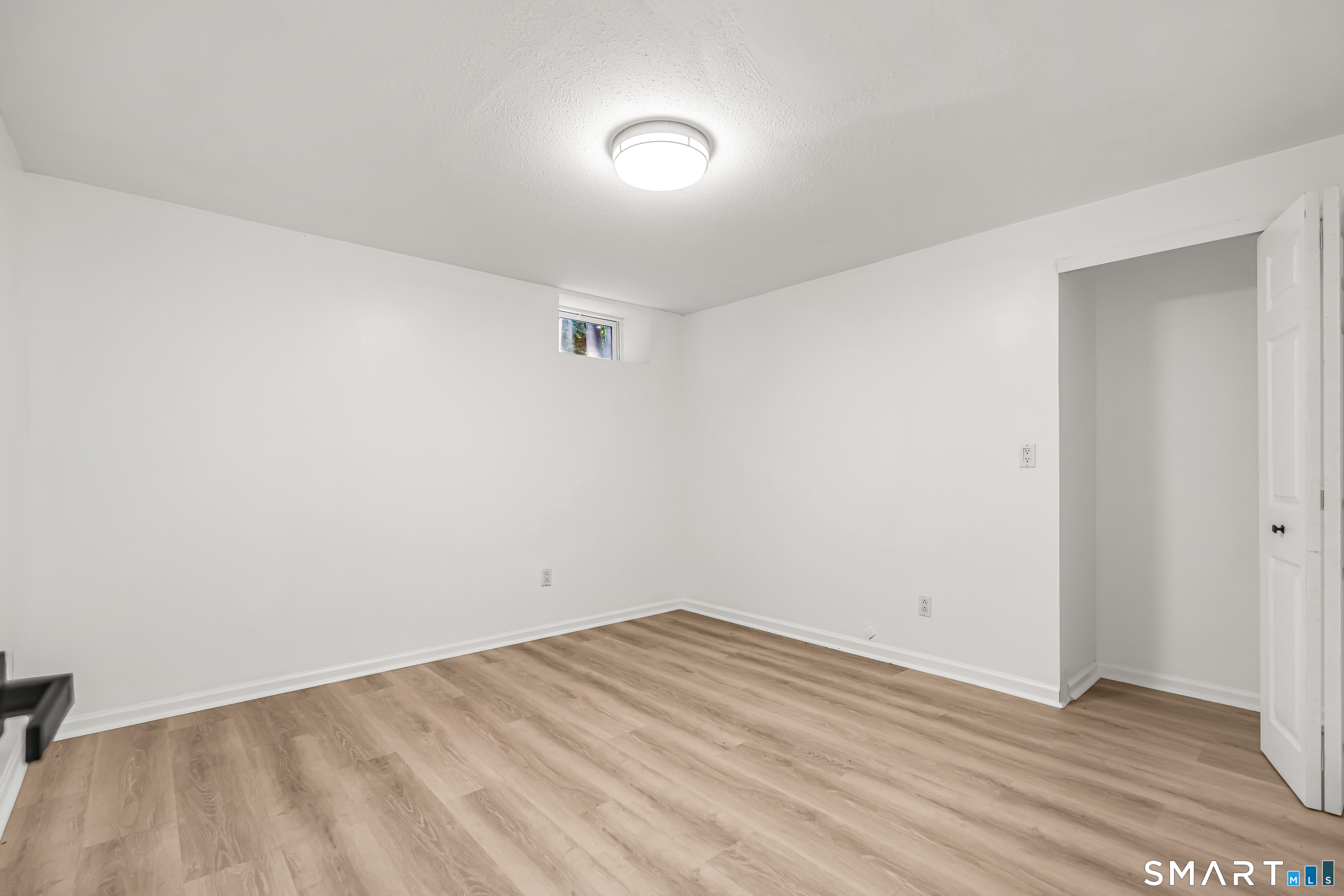 112 Woodbine Street Naugatuck CT 06770