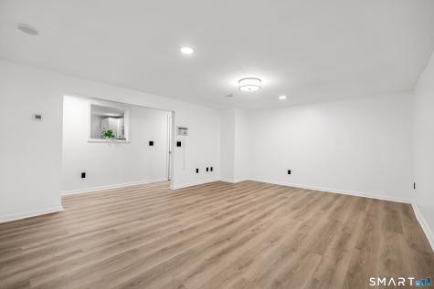 112 Woodbine Street Naugatuck CT 06770