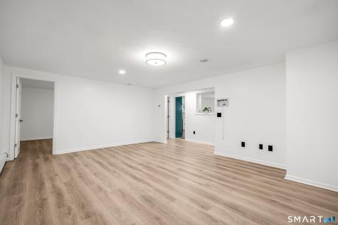 112 Woodbine Street Naugatuck CT 06770