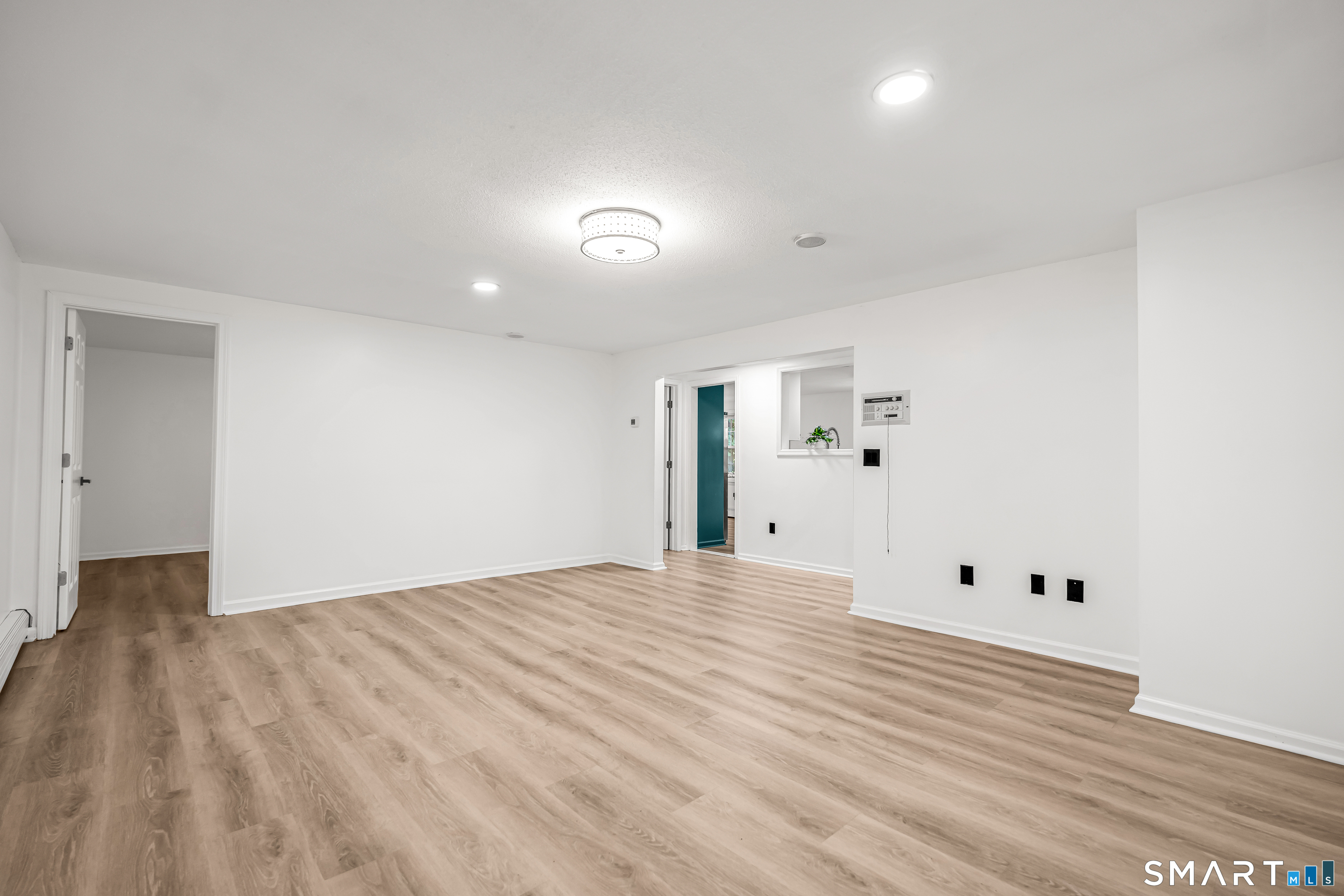 112 Woodbine Street Naugatuck CT 06770