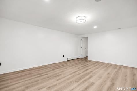 112 Woodbine Street Naugatuck CT 06770