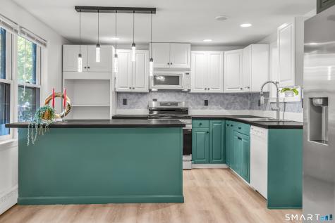 112 Woodbine Street Naugatuck CT 06770