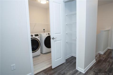 2 Murtha's Way Granby CT 06035