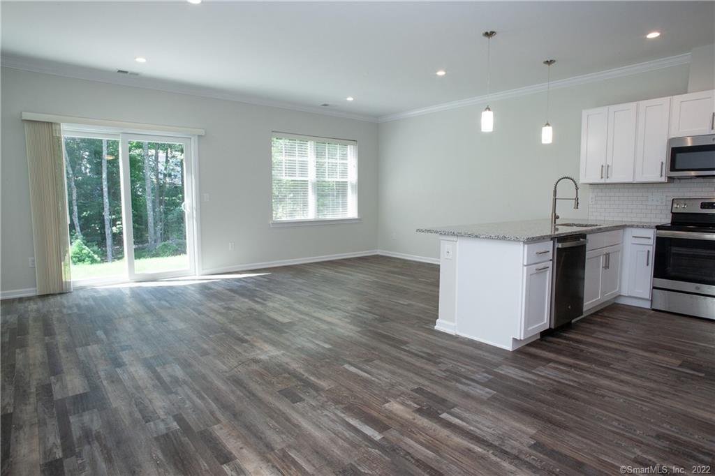 2 Murtha's Way Granby CT 06035