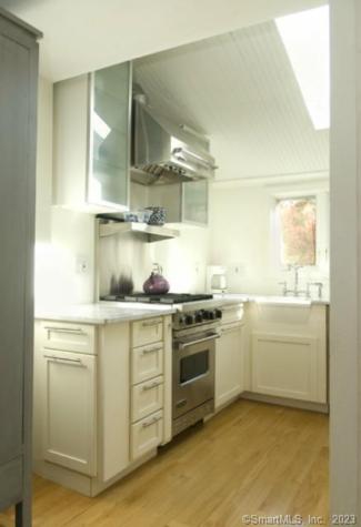 9 Rowland Place Westport CT 06880