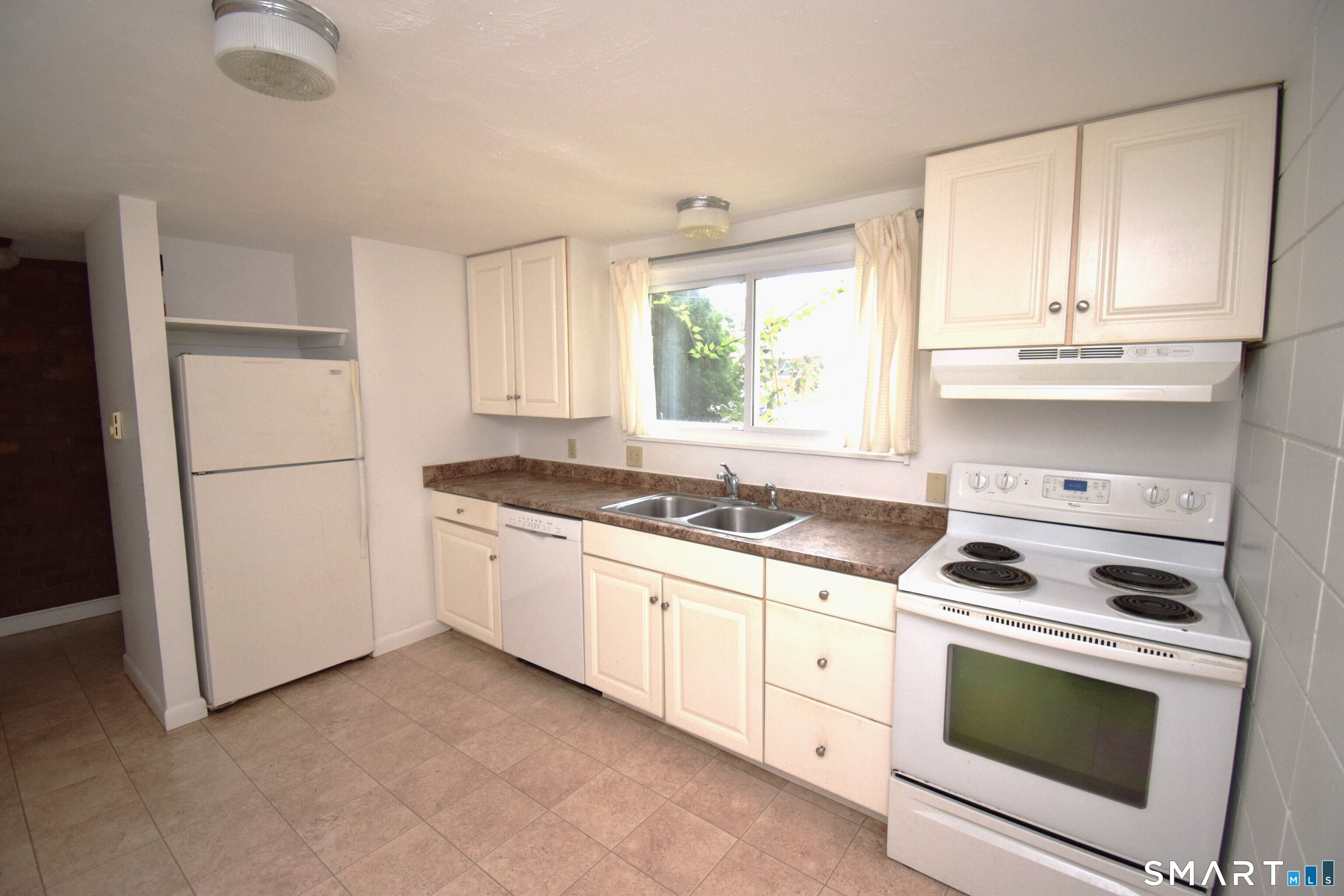 19 Denlar Drive Chester CT 06412