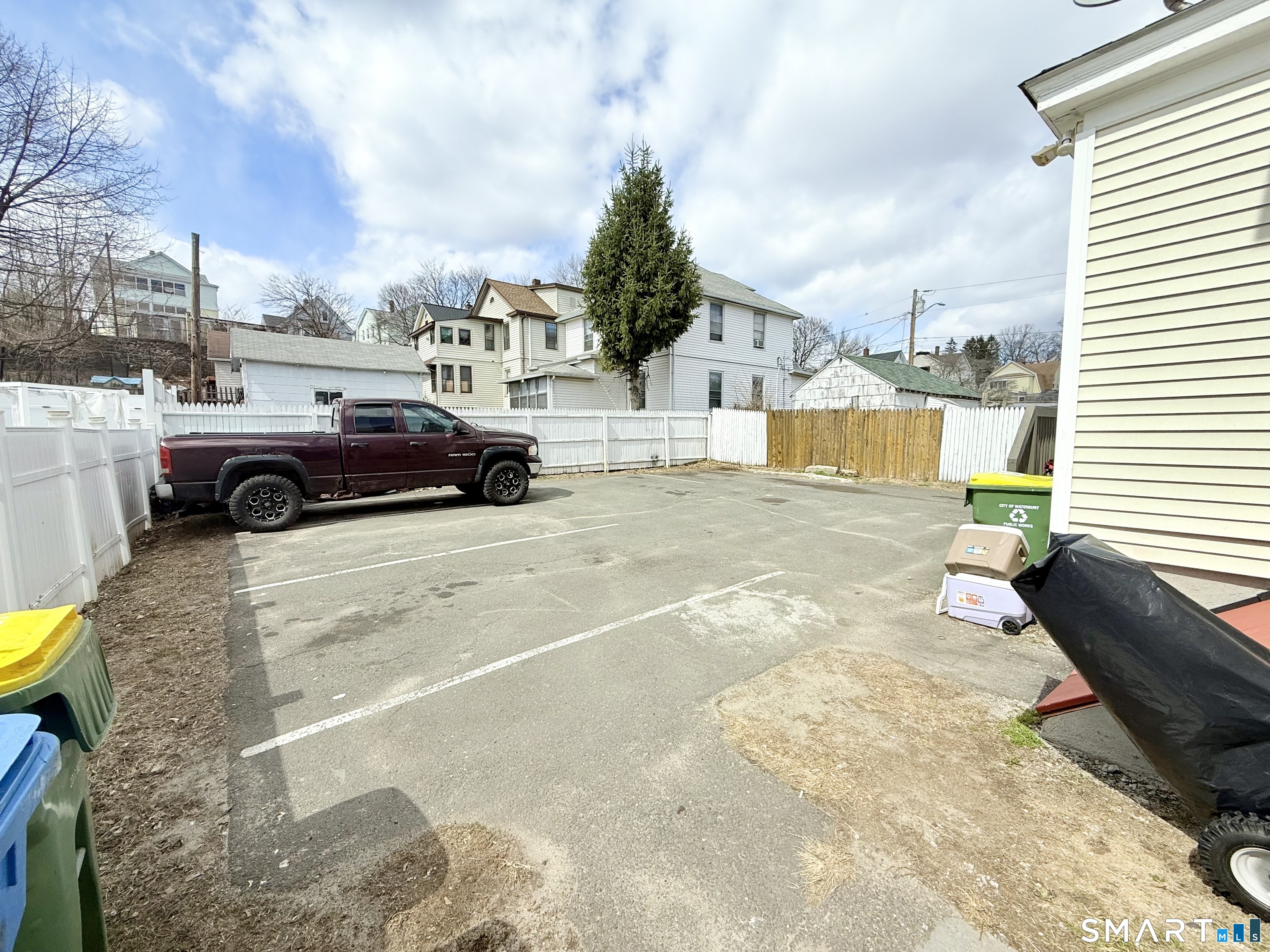 31 Beecher Avenue Waterbury CT 06705