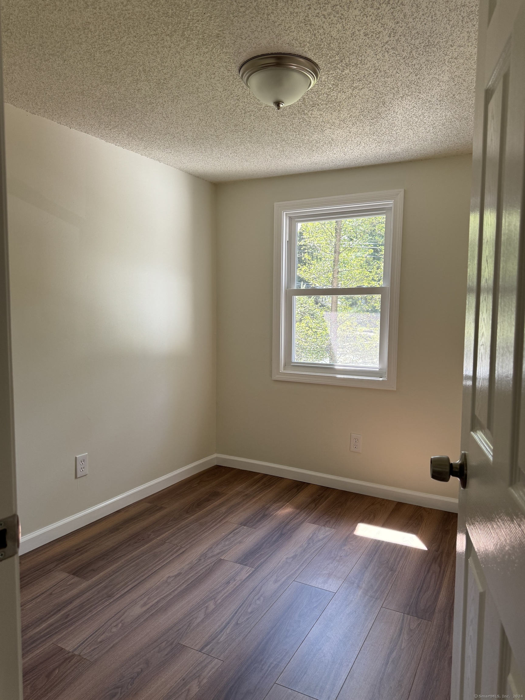 508 Blacks Road Cheshire CT 06410