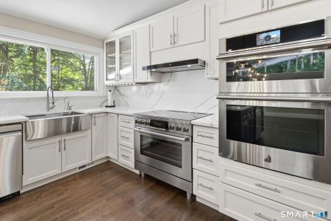 17 Nutmeg Drive Greenwich CT 06831