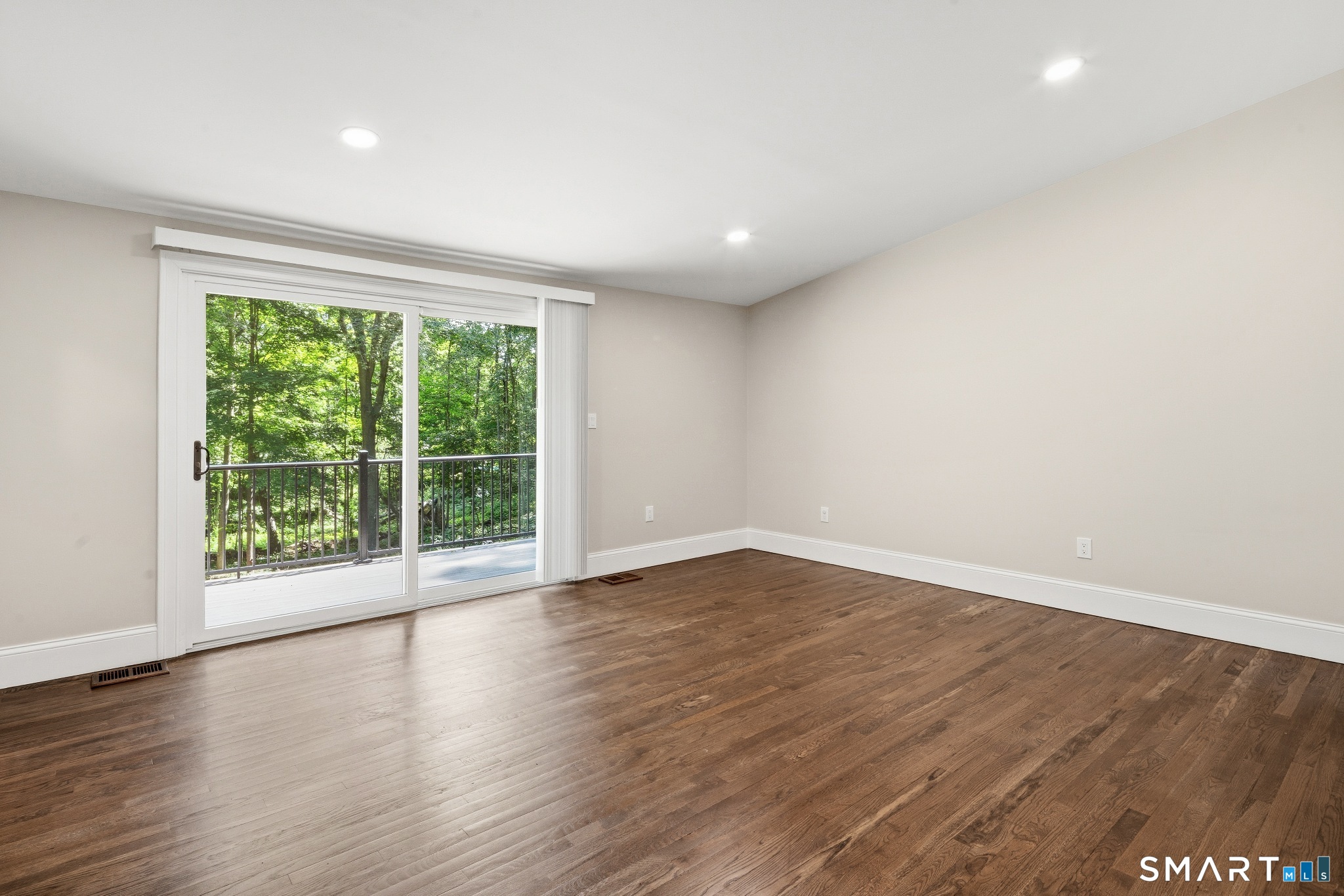 17 Nutmeg Drive Greenwich CT 06831