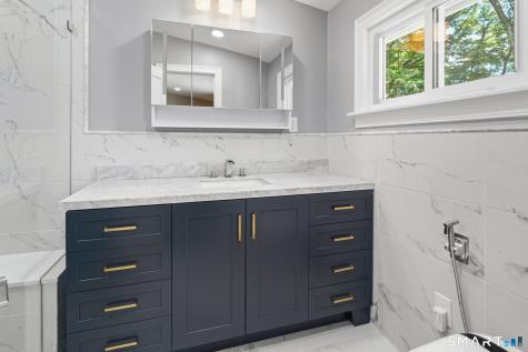 17 Nutmeg Drive Greenwich CT 06831