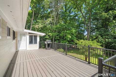 17 Nutmeg Drive Greenwich CT 06831