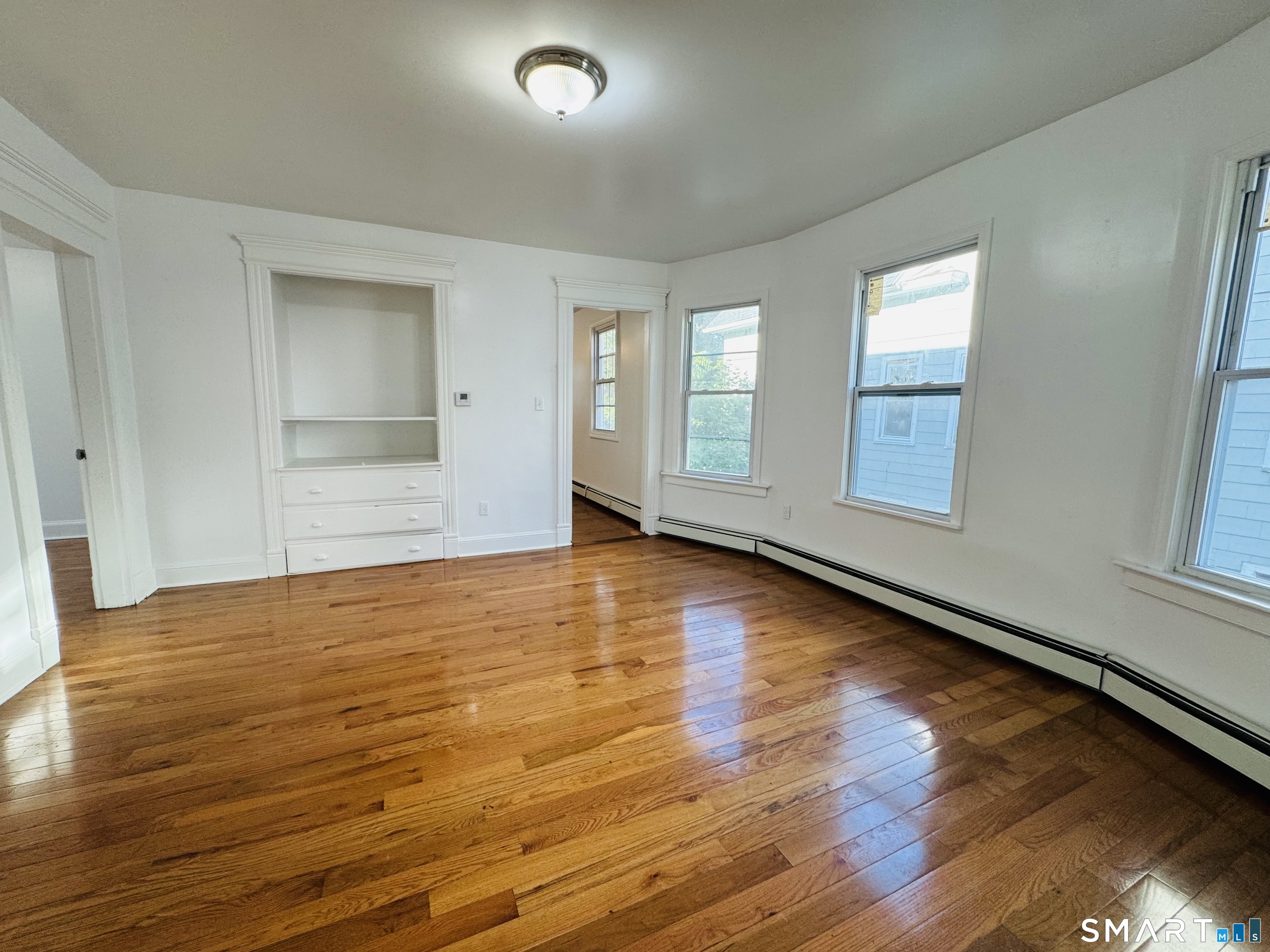 32 Walnut Avenue Waterbury CT 06704