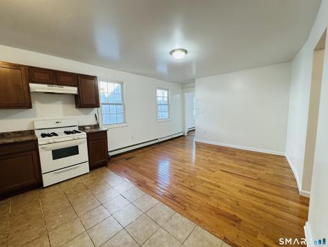 32 Walnut Avenue Waterbury CT 06704