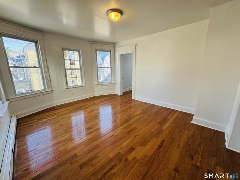 32 Walnut Avenue Waterbury CT 06704