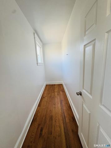 32 Walnut Avenue Waterbury CT 06704