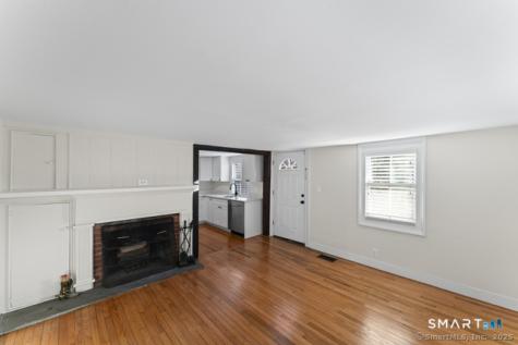 3 Riverside Road Newtown CT 06482