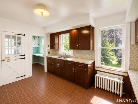 28 Jackson Street Torrington CT 06790