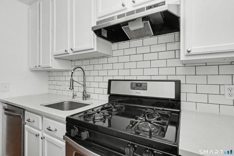 2 Redwood Lane Ridgefield CT 06877