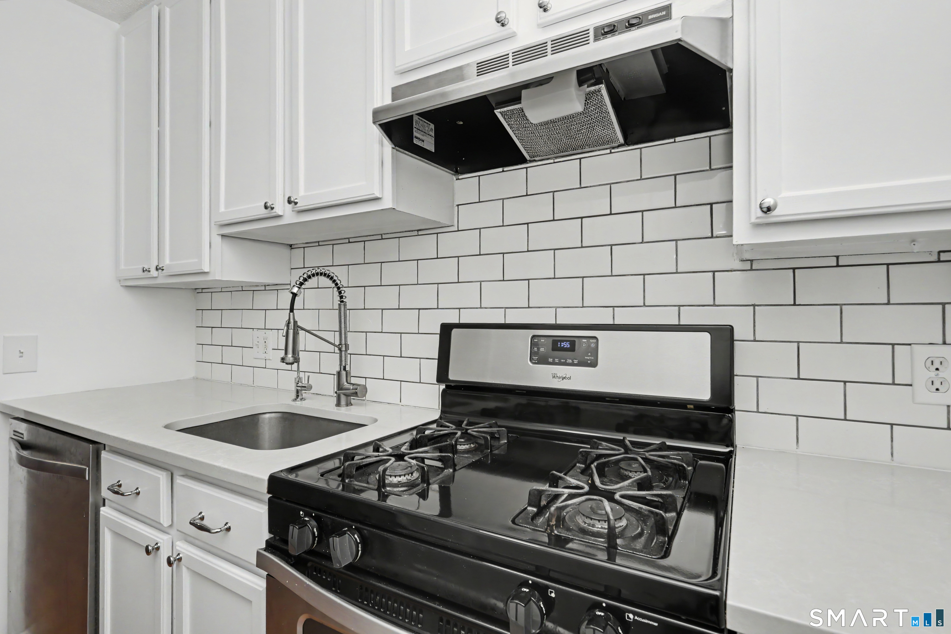 2 Redwood Lane Ridgefield CT 06877