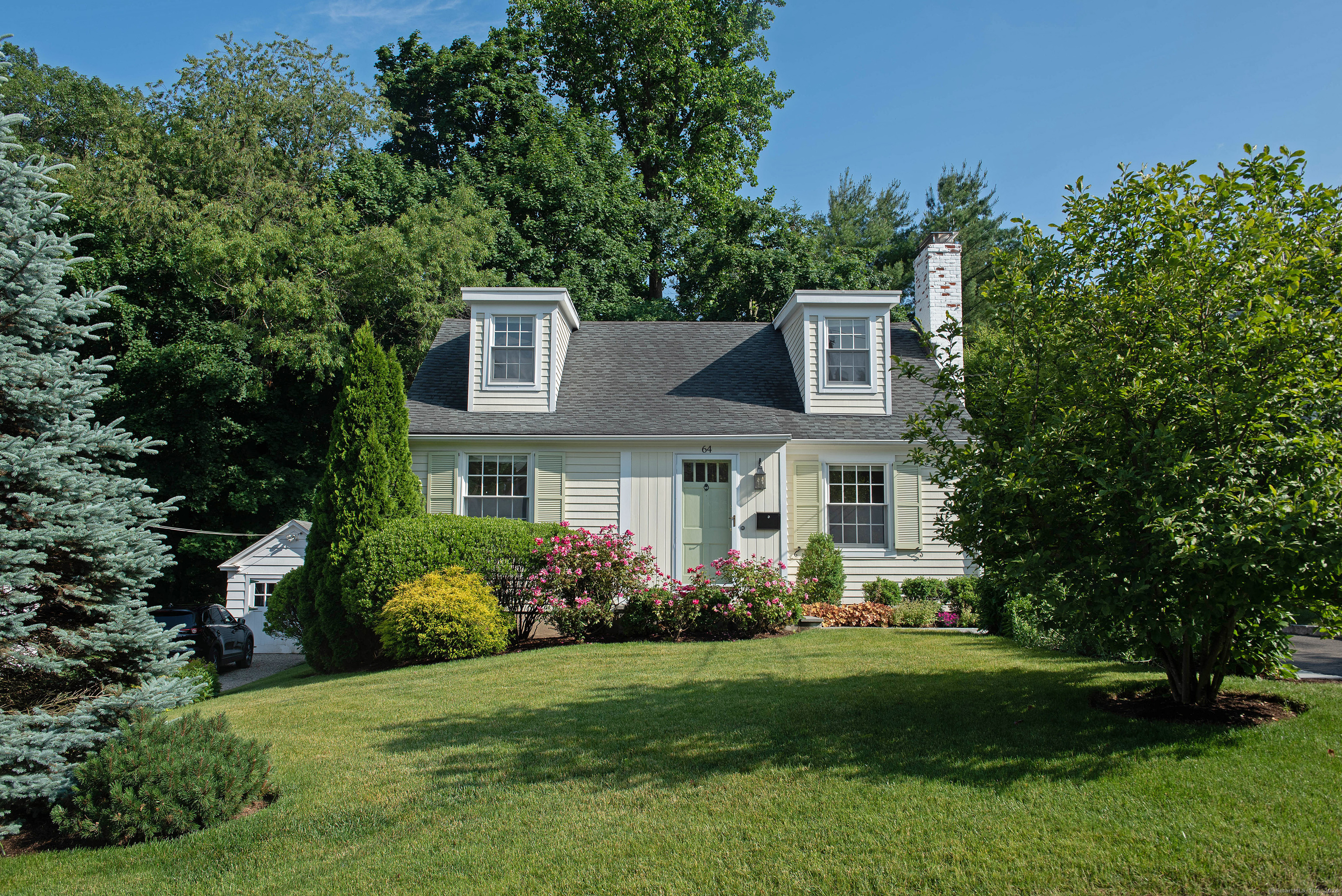 64 Sunrise Avenue New Canaan CT 06840