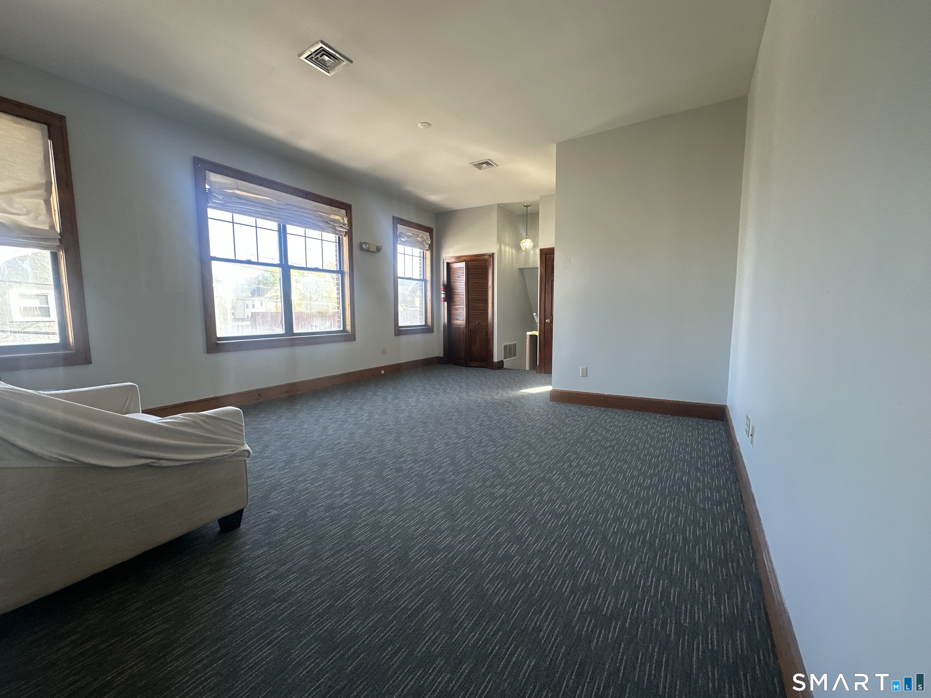 136 Mckinley Avenue Bridgeport CT 06606