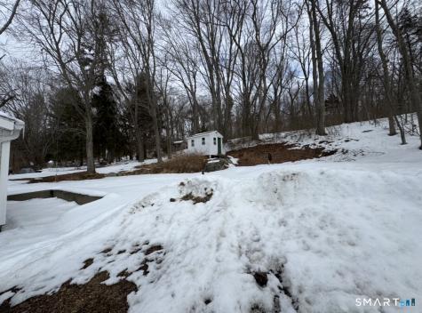 25 Wawecus Hill Road Norwich CT 06360