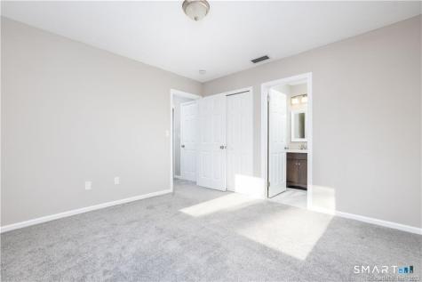 266 Conestoga Way Glastonbury CT 06033