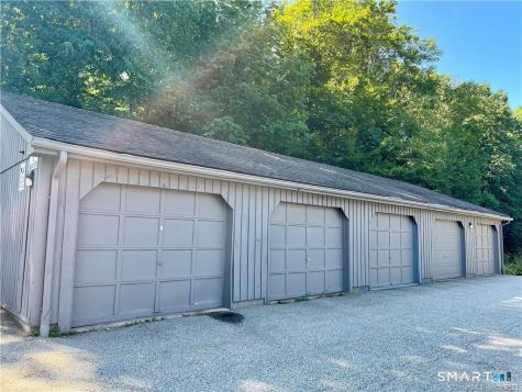 266 Conestoga Way Glastonbury CT 06033